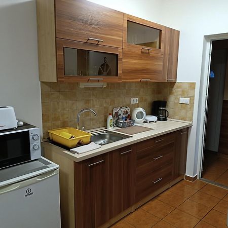 Boglarka Vendeghaz Apartment โมชนมายารูวาร์ ภายนอก รูปภาพ