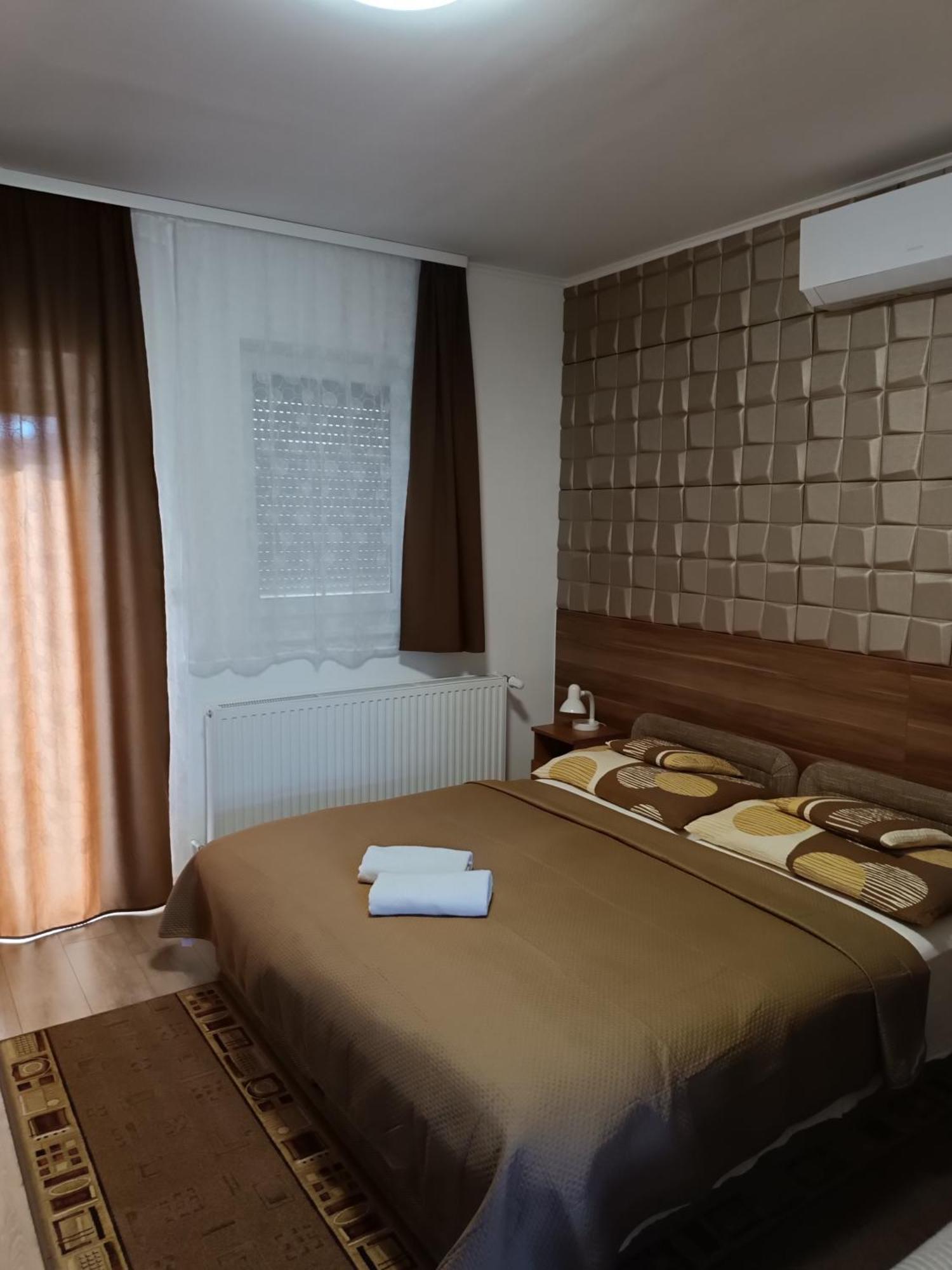 Boglarka Vendeghaz Apartment โมชนมายารูวาร์ ภายนอก รูปภาพ